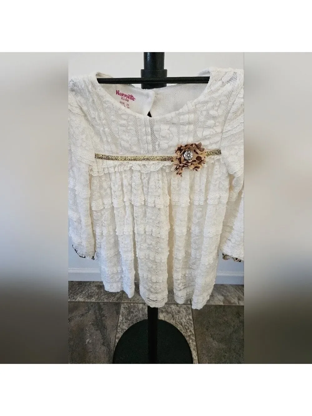NANNETTE KIDS 3T WHITE LACE & RUFFLE LINED DRESS WITH POPS OF COLOR!